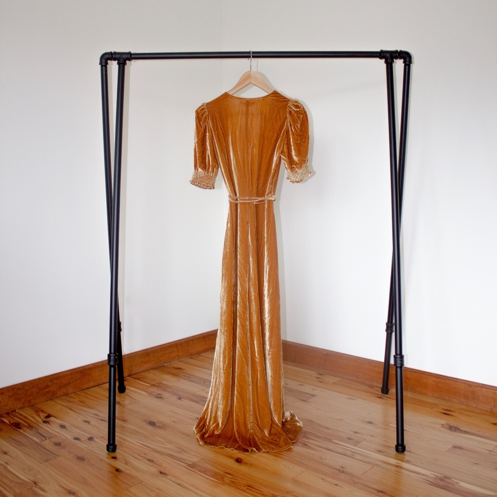 Reformation Peonie Dress (Gold) - Picture 3 of 4
